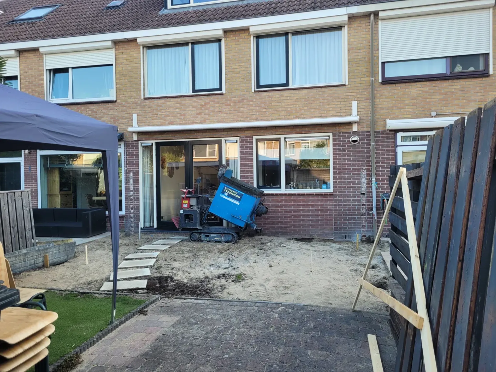 Voorbereiding uitbouw woning Purmerend Achterzijde woning in Purmerend tijdens voorbereiding van een uitbouw